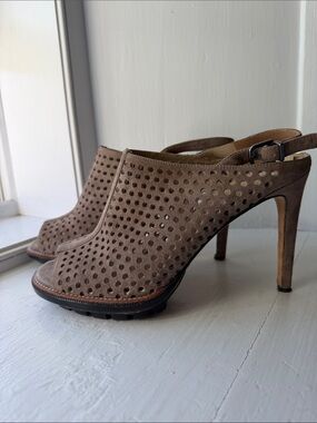 Via Spiga Women's Taupe Perforated Suede Slingback Heels Size US 9M/ Eur 40